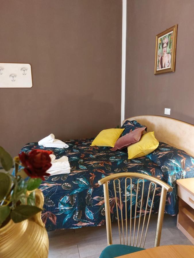 Maison Des Roses 3*